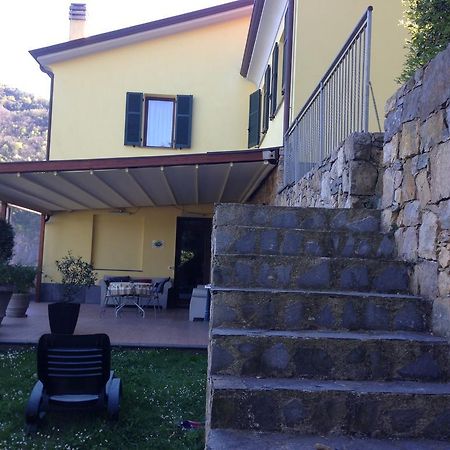 Arianna Hill House Bed & Breakfast Специя Екстериор снимка