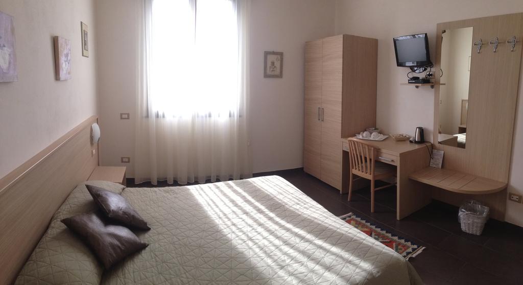 Arianna Hill House Bed & Breakfast Специя Екстериор снимка