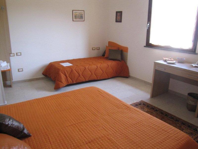 Arianna Hill House Bed & Breakfast Специя Стая снимка